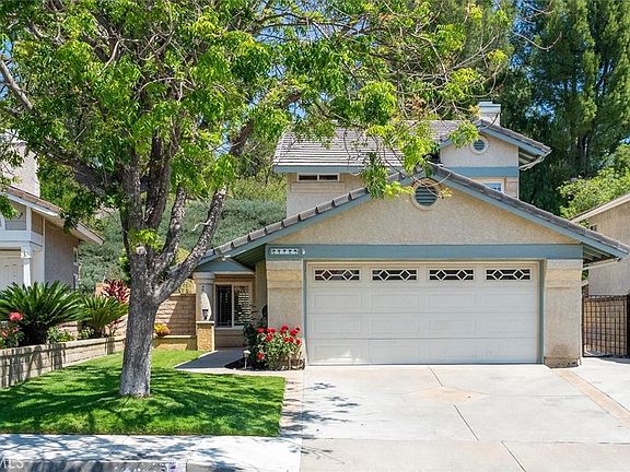 2nd image of 21725 Jeffers Ln