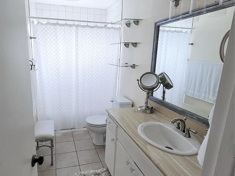 806 E 4th Ave #0 — Photo 15