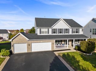 12736 Grande Poplar Cir, Plainfield, IL 60585