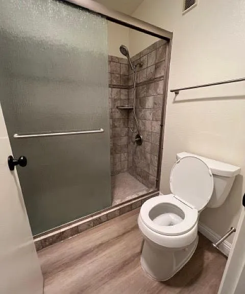 Master bathroom with new flexible shower head