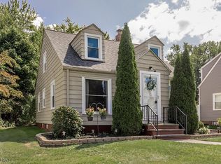1253 Summit Dr, Mayfield Hts, OH 44124