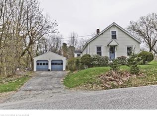 211 Meadowhill Rd, Manchester, ME 04351