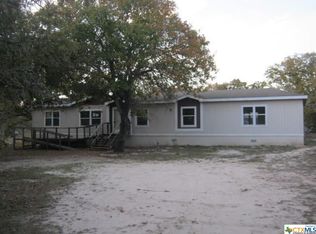 298 Sandy Oaks Dr, Seguin, TX 78155