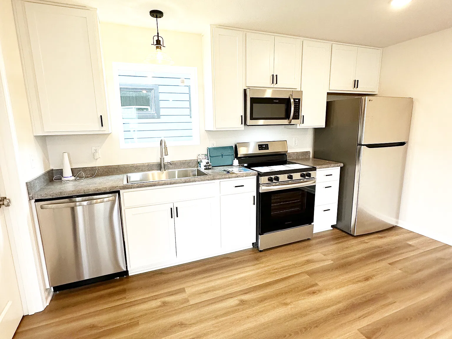 2602 Winthrop Ave — Photo 4