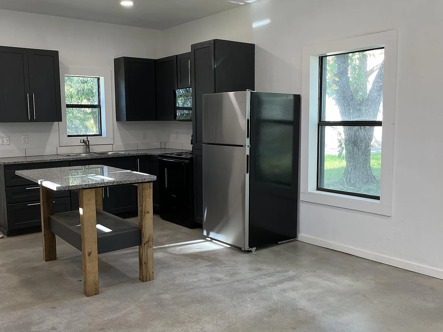 16026 CR 3541- GC Properties - 1 — Photo 3