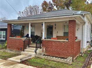 39 W 8th St, Dresden, OH 43821