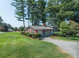 2 Pine Ridge Rd, Stoneham, MA 02180