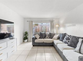 9974 SW 88th St #1003, Miami, FL 33176