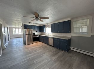 16 Carlstad St APT 1, Worcester, MA 01607