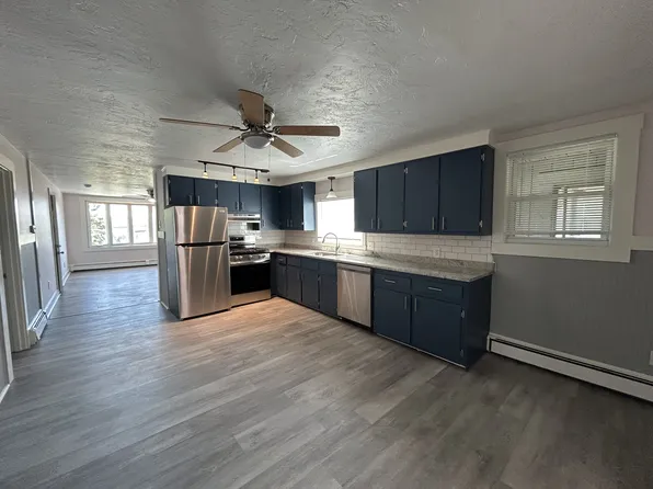 16 Carlstad St APT 1, Worcester, MA 01607