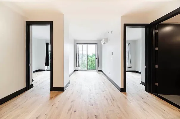 Rented by EXR | media 8