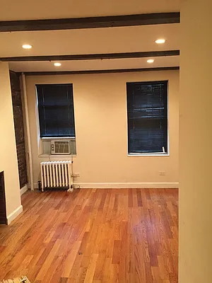 Rented by Sky Management | media 27