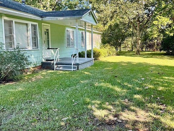 2nd image of 539 Kingston Rd