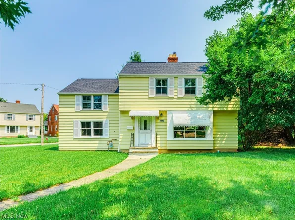 2313 N Taylor Rd, Cleveland, OH 44112