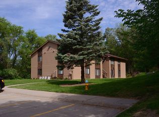 915 Franklin Ave, Council Bluffs, IA 51503