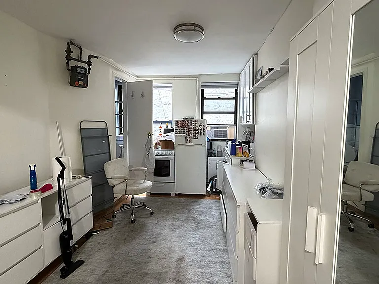21 Essex St #14 — Photo 3