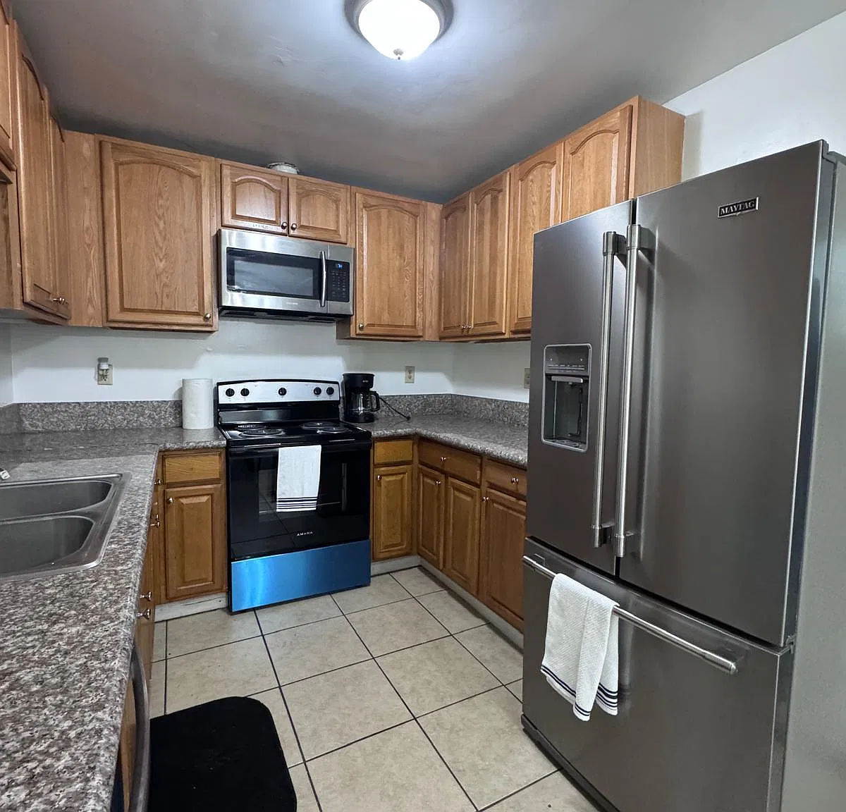 3 bed, 1389 sqft, $5,000 — Photo 2