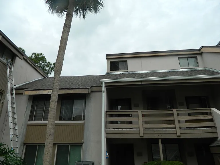 266 Orienta Point — Photo 1