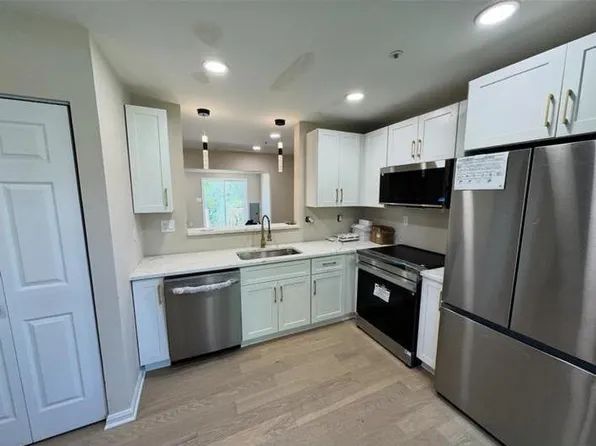 8353 Founders Woods Way #5, Fort Washington, MD 20744