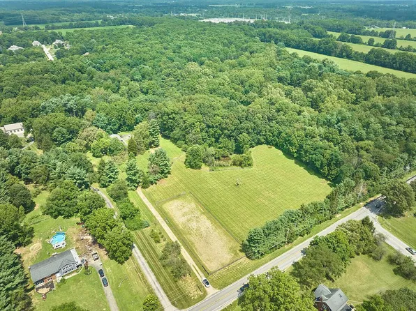 4948 E Walnut St, Westerville, OH 43081