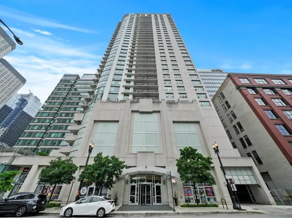 125 S Jefferson St Unit 1008, Chicago, IL 60661