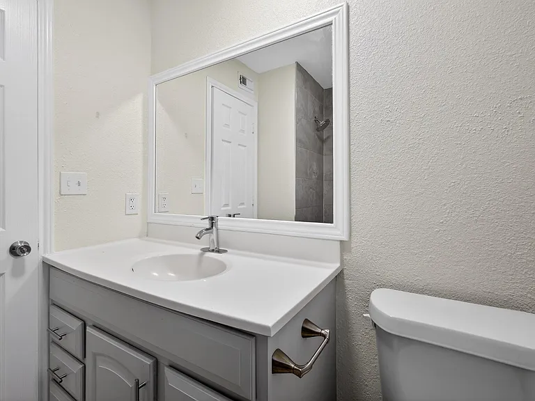1221 Cedar Post Ln #1D — Photo 18