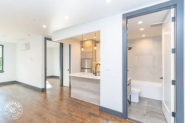 Rented by MySpaceNYC | media 18