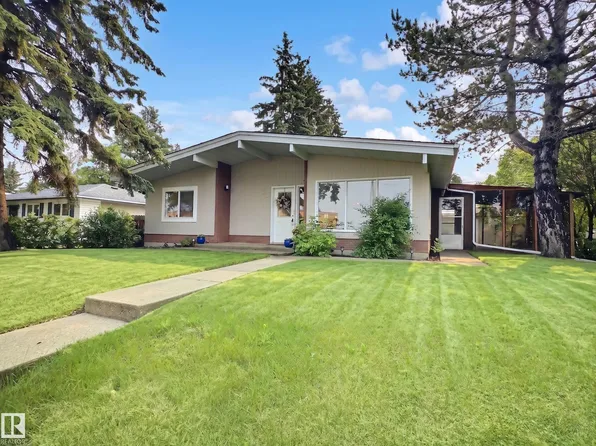 79 Grosvenor Blvd, Saint Albert, AB T8N 0X8