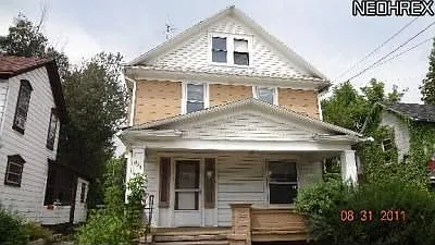 454 Wooster Rd N photo 1