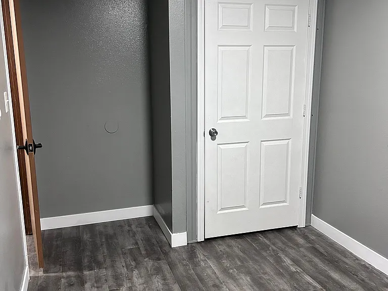 107 Maple St #103 — Photo 11