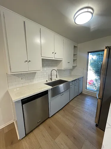 6310 Whitsett Ave #1 Photo 1