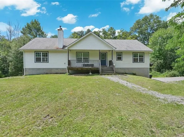 17 Milval Lane, Highland Mills, NY 10930