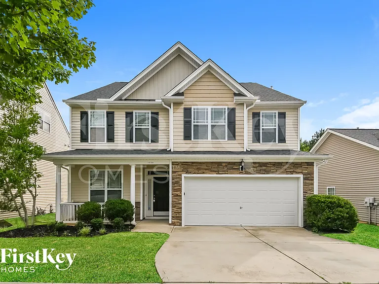 1020 Bridlemine Dr — Photo 1