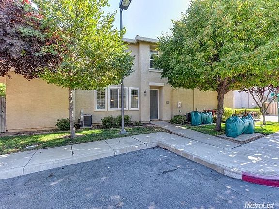 2nd image of 103 Luella Ln
