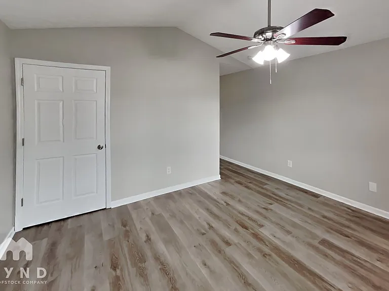 6155 Smoke Ridge Ln — Photo 9