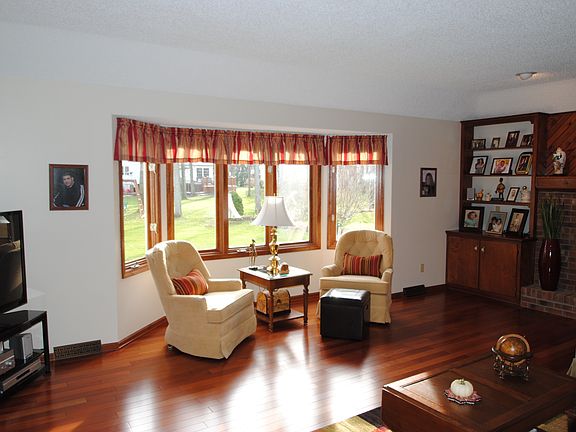 Family Room Bay Window