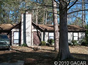 1st image of 3609 NW 21st Dr