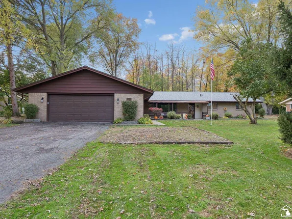 7227 Kenilworth Dr, Lambertville, MI 48144