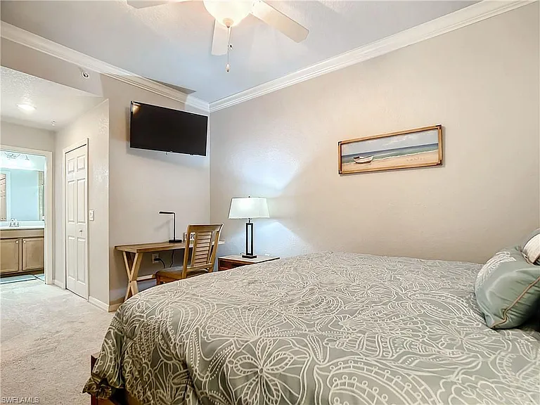 9715 Acqua Ct #127 — Photo 32