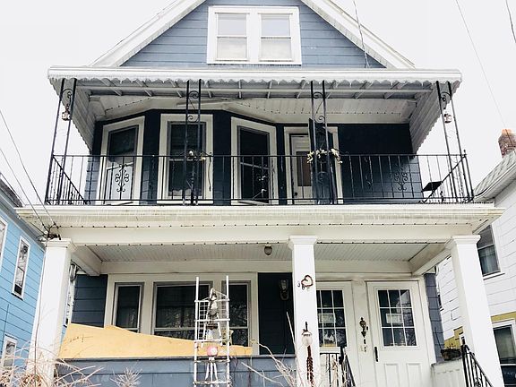 2nd image of 368 Cornwall Ave #2