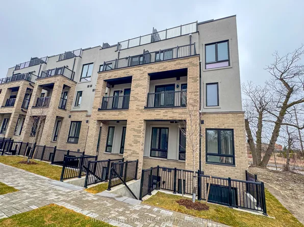 51 Jefferson Side Rd #120, Richmond Hill, ON L4E 1M1