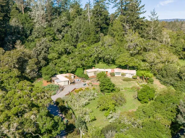 1451 La Madrona Dr, Santa Cruz, CA 95060