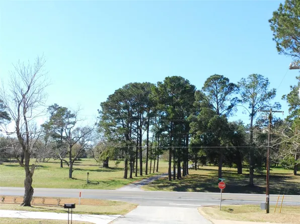 2408 Gun And Rod Rd, Brenham, TX 77833