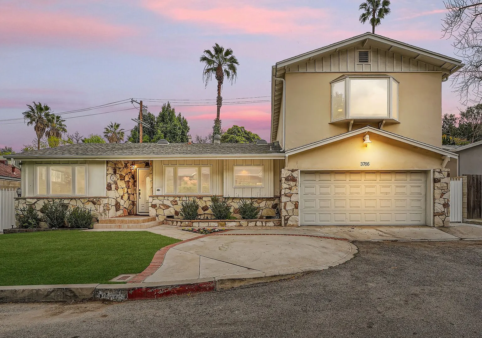 Updated 5-Bed Studio City Home on a Cul-de-Sac — Photo 1