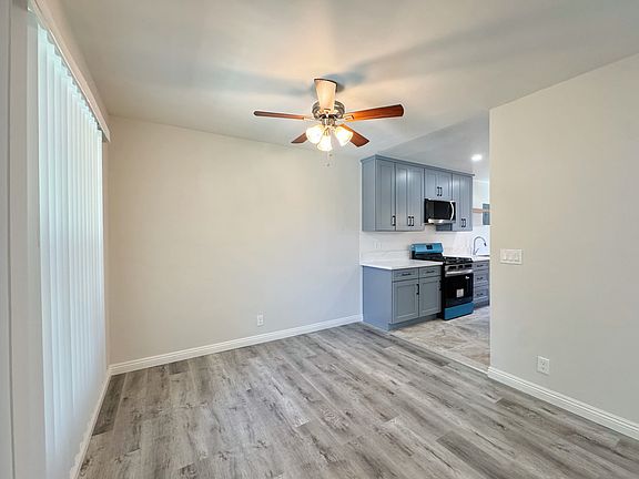 4th image of 892 S Marengo Ave #3
