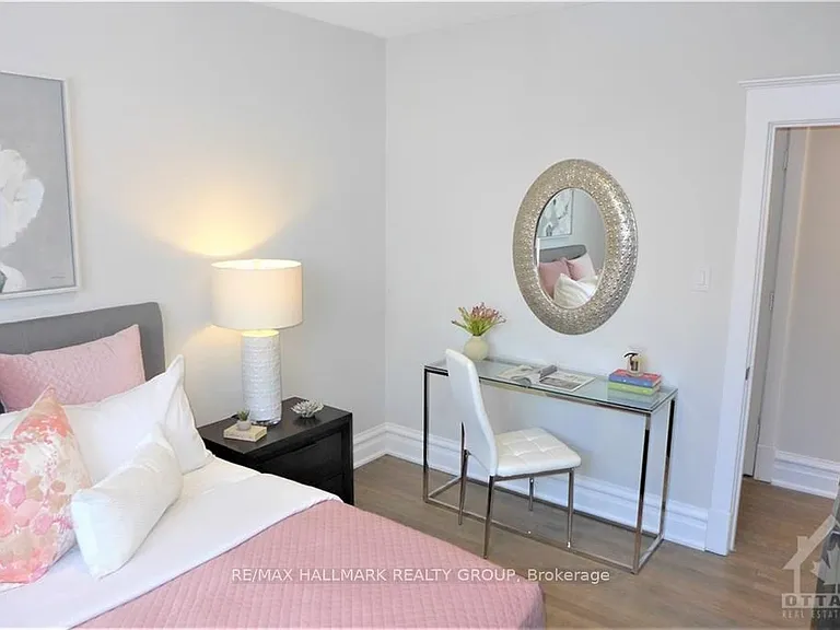 375 Mackay St #3 — Photo 13