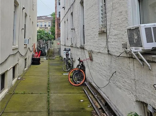 1812 80th Street image 3 of 3