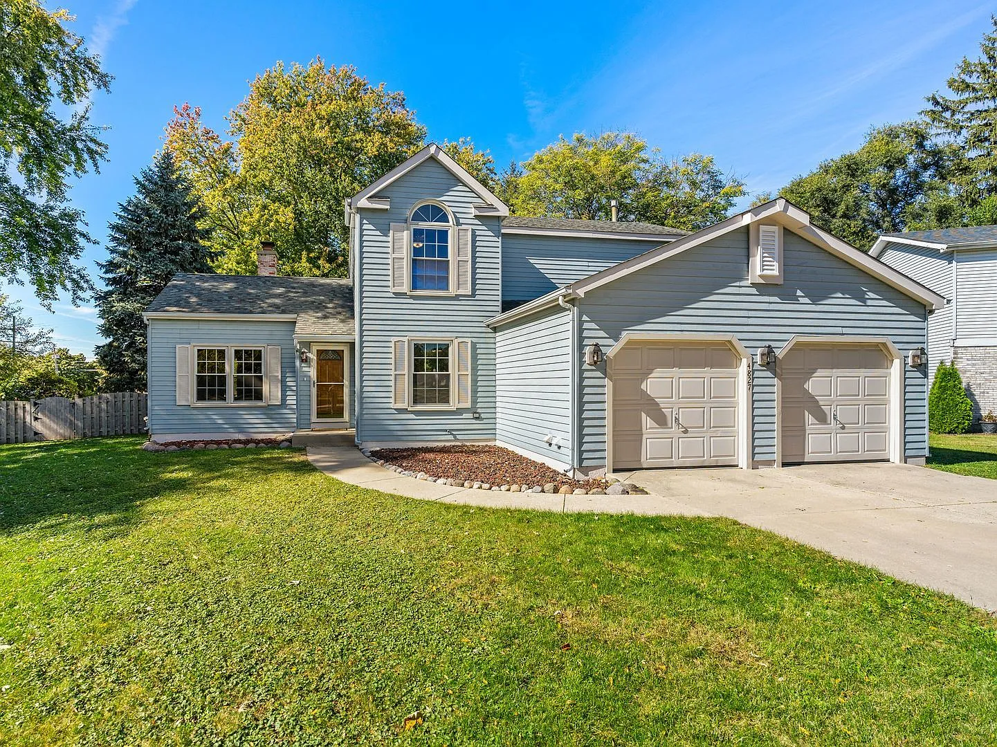 4827 Barnwood Trl photo 1