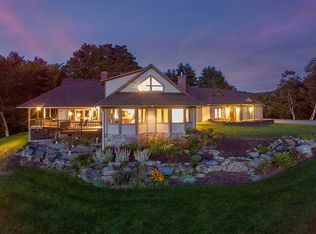 1553 Perry Hill Rd, Waterbury, VT 05676