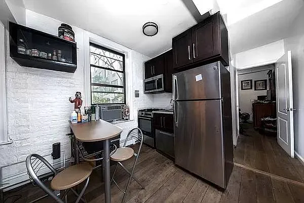 Rented by REAL New York | media 10